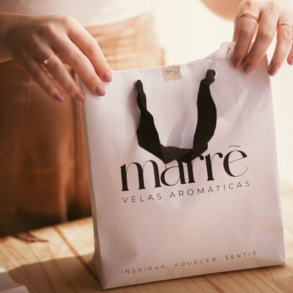 Sacola para Presente Branca Marrê